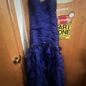 Elegant Blue Strapless Gown
